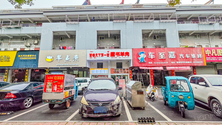 新纪元小区外景图