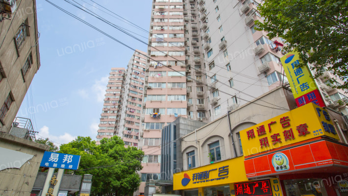 南泉大楼外景图