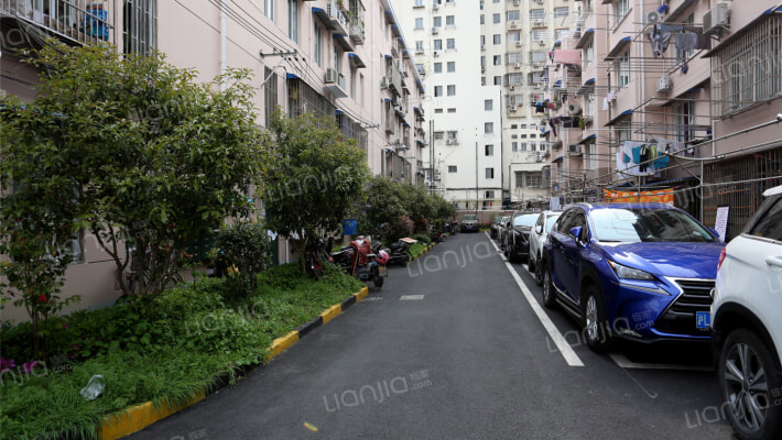 控江路896弄外景图