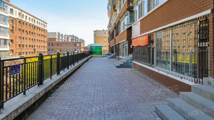 公平小区外景图