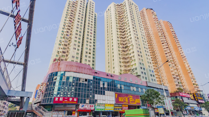 龙珠广场外景图