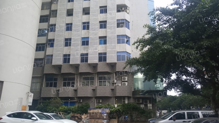 海外大厦外景图