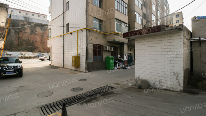 兰州公路段家属院外景图