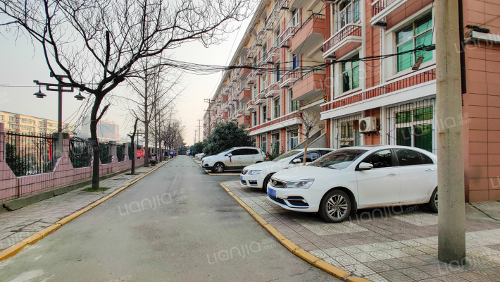 陕钢物业资产公司东郊小区外景图