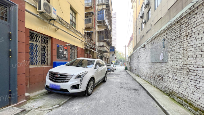 东九道巷3号外景图