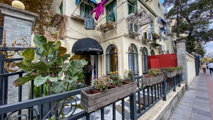 淮海中路2038号外景图