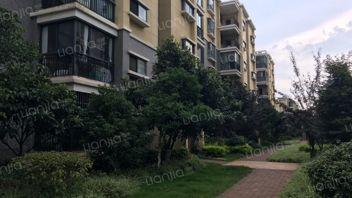 滇池星城星虹湾外景图