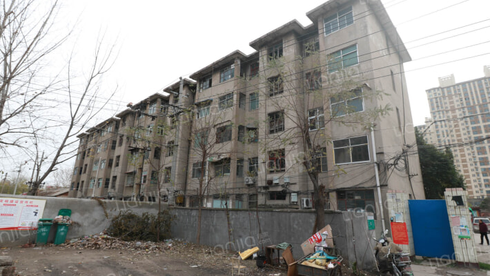 皮毛厂家属院南院外景图