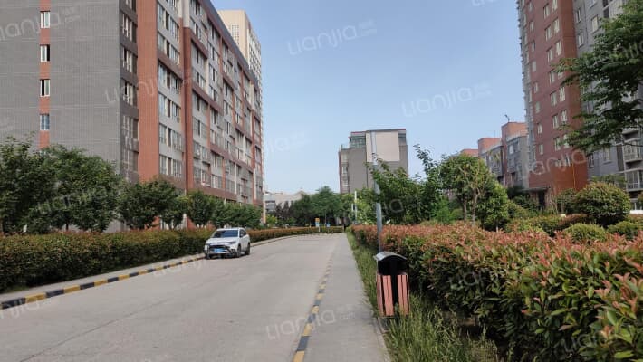 天下荣郡外景图