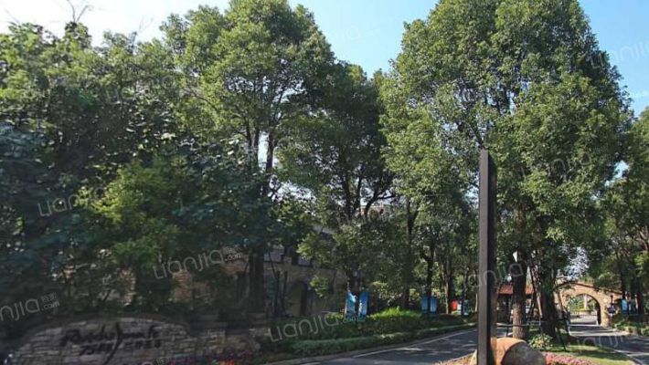 万科兰乔圣菲外景图