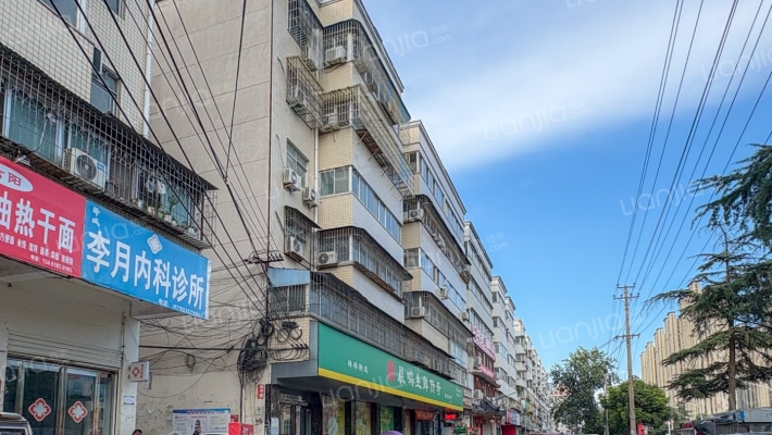 二轻供销公司家属院外景图