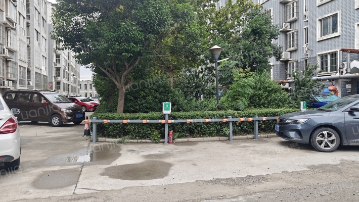 馨苑小区外景图