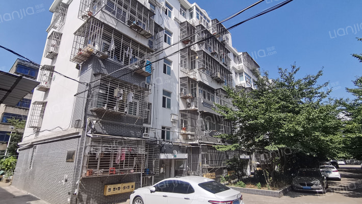 汉水映江南外景图