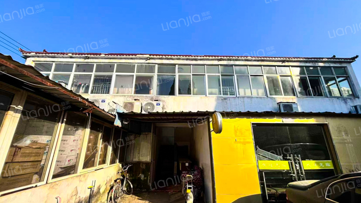 化校宿舍外景图