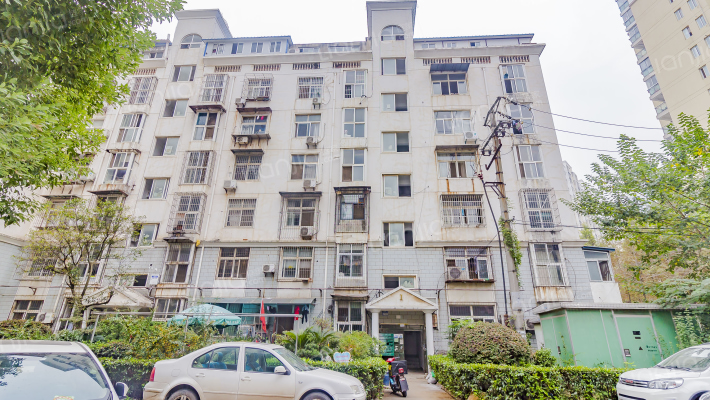 嘉隆小区外景图