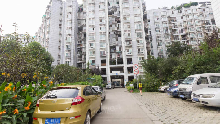 龙湖丽景A区外景图