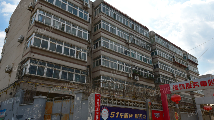 郎茂山路67号外景图