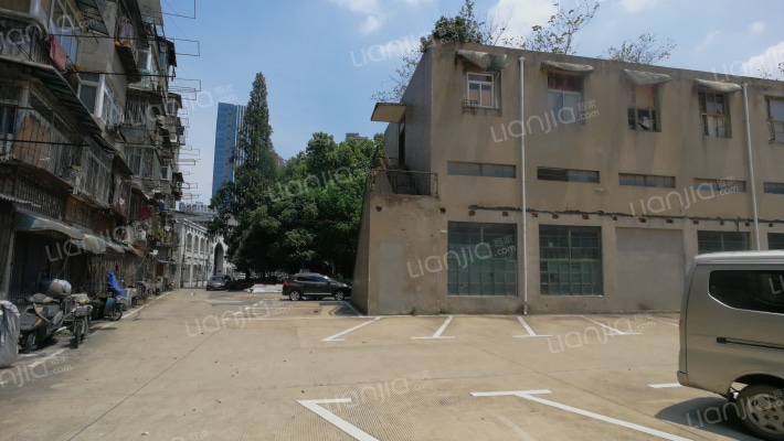 二十五中教师宿舍外景图