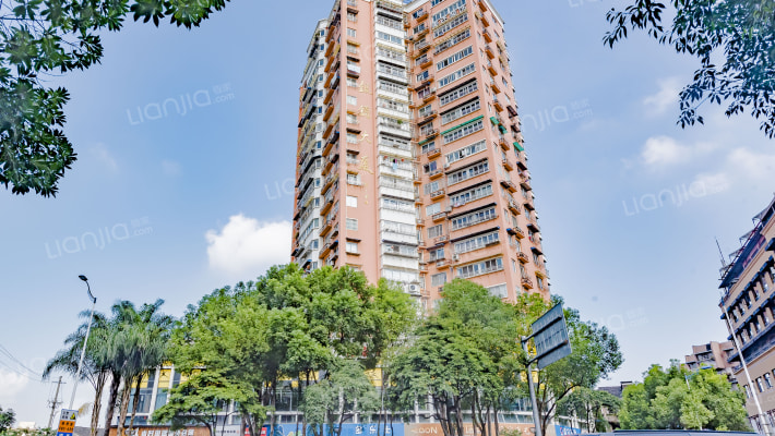 银铸大厦外景图