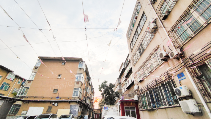 一建公司宿舍外景图