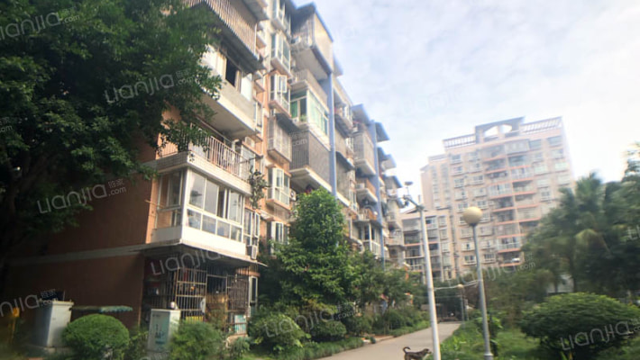 西城科景一期安置房外景图