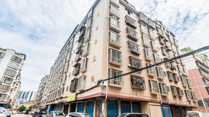 万佳豪庭外景图