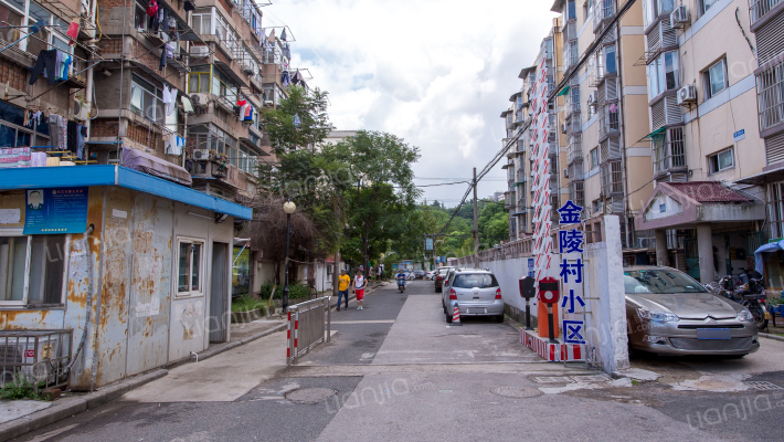 金陵村外景图