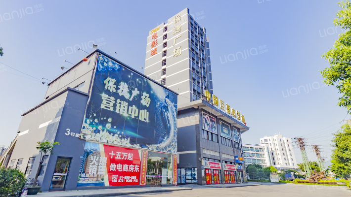 保捷广场外景图