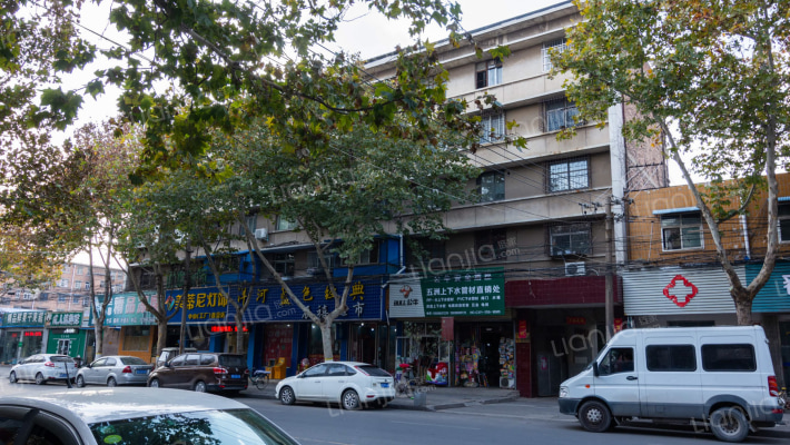 劳动路粮食局家属楼外景图