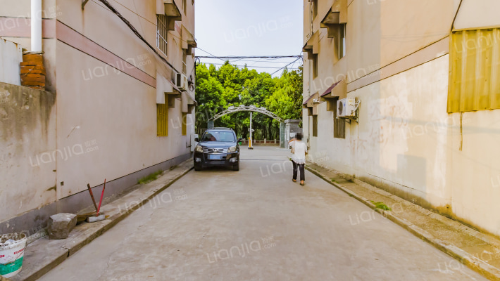 秦淮新寓外景图