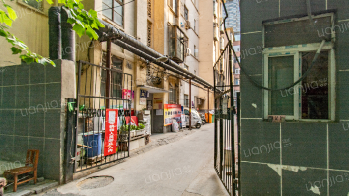 郑大二附院家属院外景图