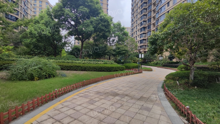 三卫家园南苑外景图