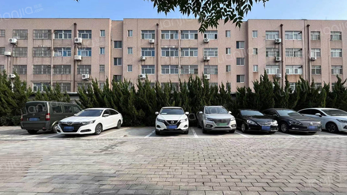 寒亭技工学校家属院外景图