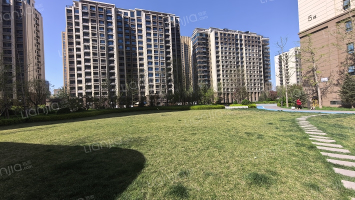 润江云玺外景图