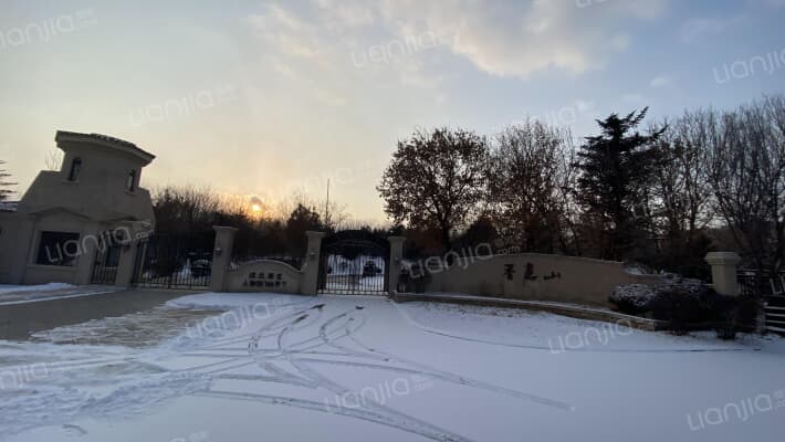 嘉润香麓山外景图