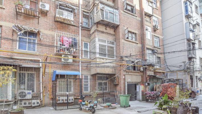 华联商厦家属院外景图