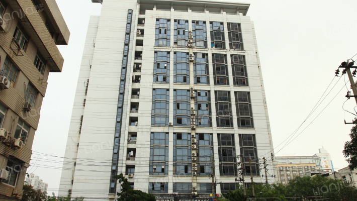 成贤大厦外景图