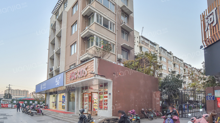 朝阳小区外景图