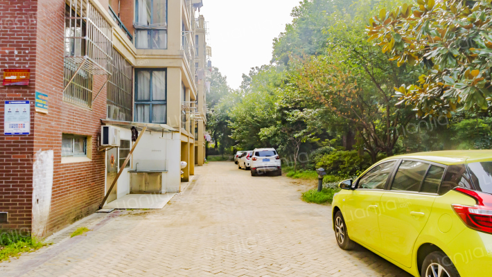 金地康城外景图