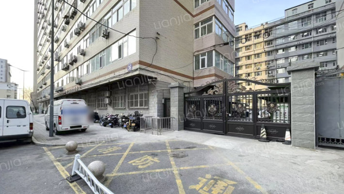 太原市农行宿舍外景图