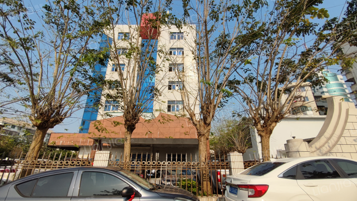 金盘电信综合大楼外景图