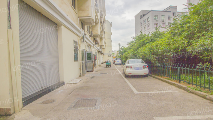 天天住房公寓外景图