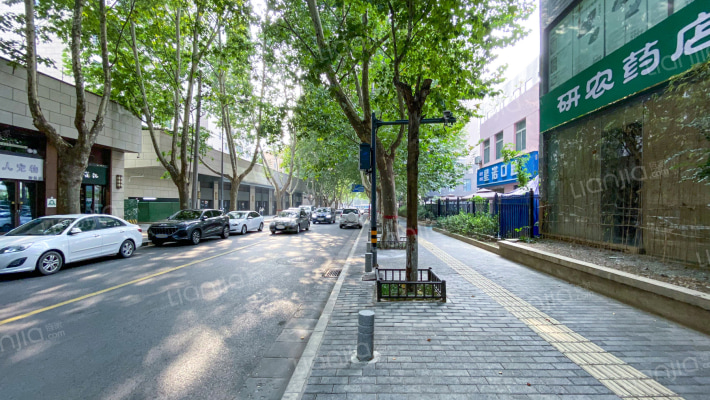 西安工业大学附属中学外景图