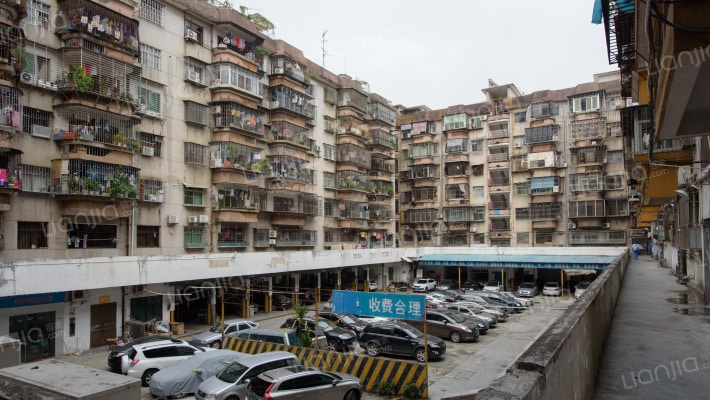 深华公司宿舍深华苑外景图