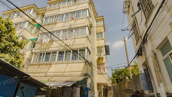 栗园路1号院外景图