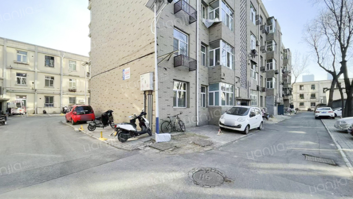 机床厂宿舍西院外景图