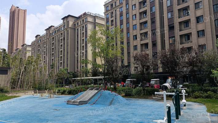 怡景嘉园外景图