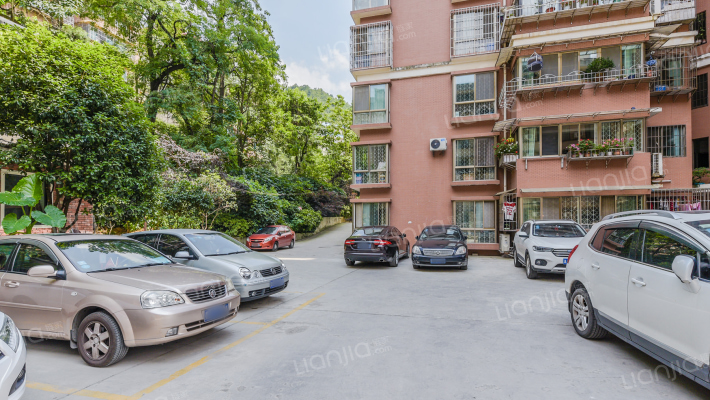 省疾控中心家属院外景图