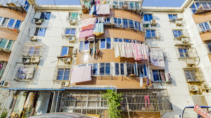 港中新村七区外景图