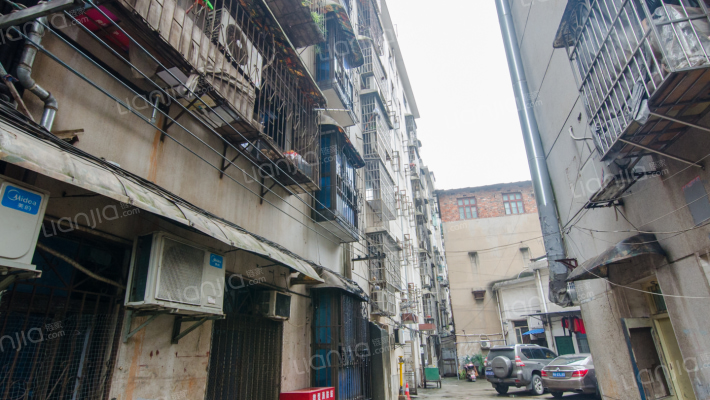 区国土局宿舍外景图